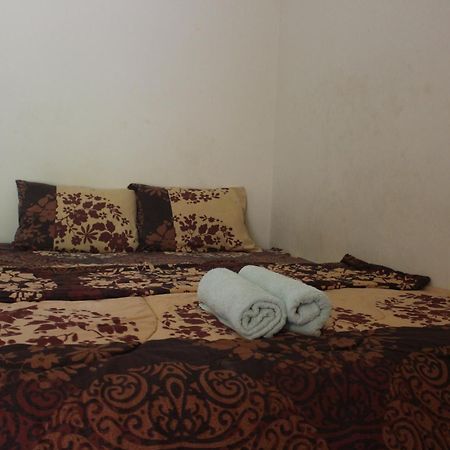 Join Homestay Kuta  Luaran gambar