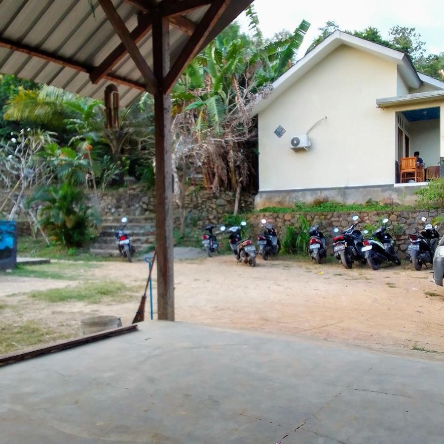 Join Homestay Kuta  Luaran gambar